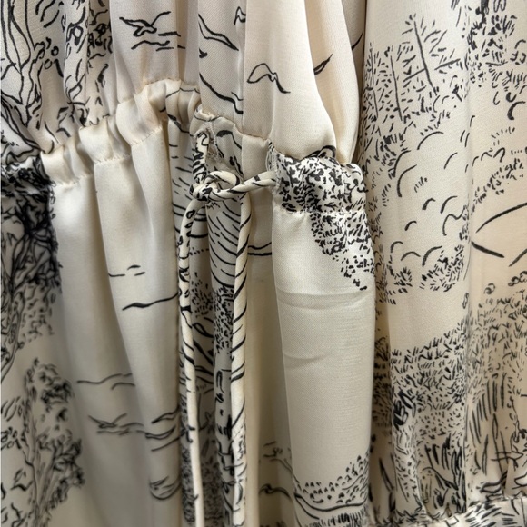 H&M Cream and Gray Long Sleeve Dress - Picture 9 of 14